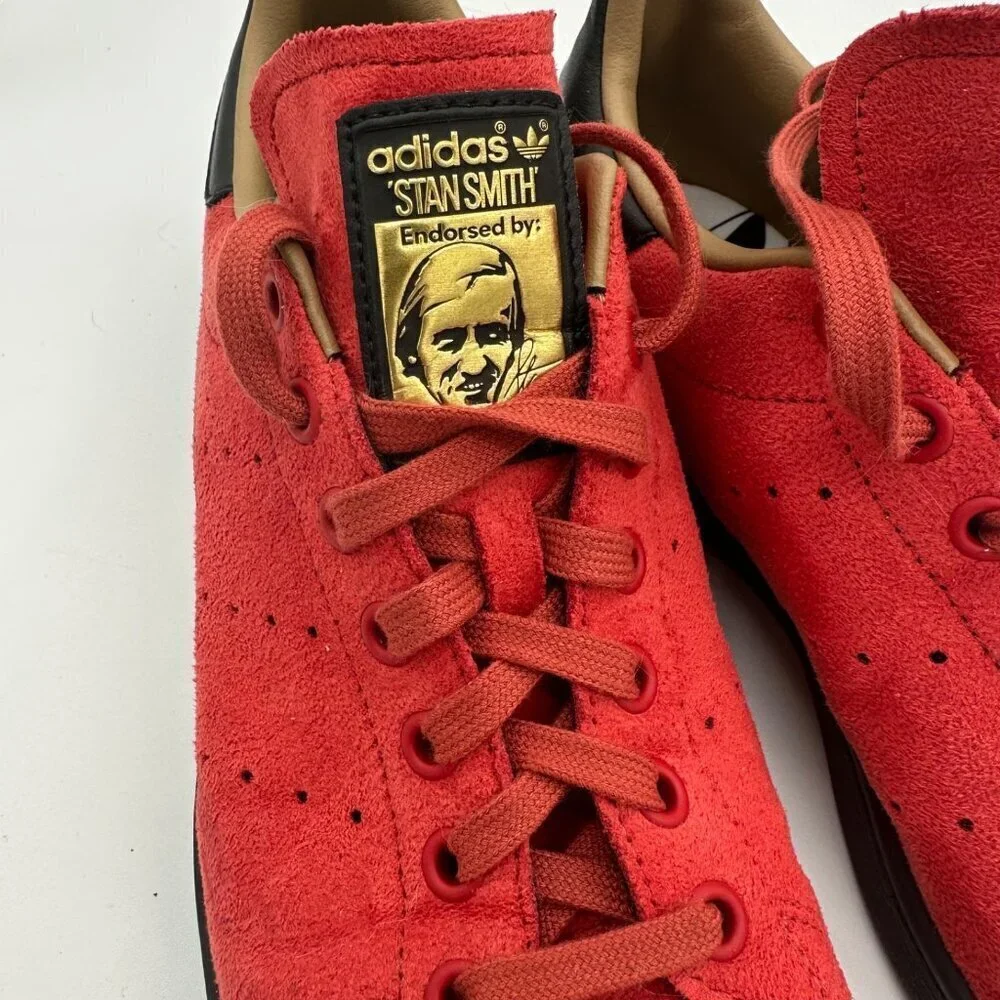 Size 7 - adidas Disney x Stan Smith Peter Pan - Captain Hook